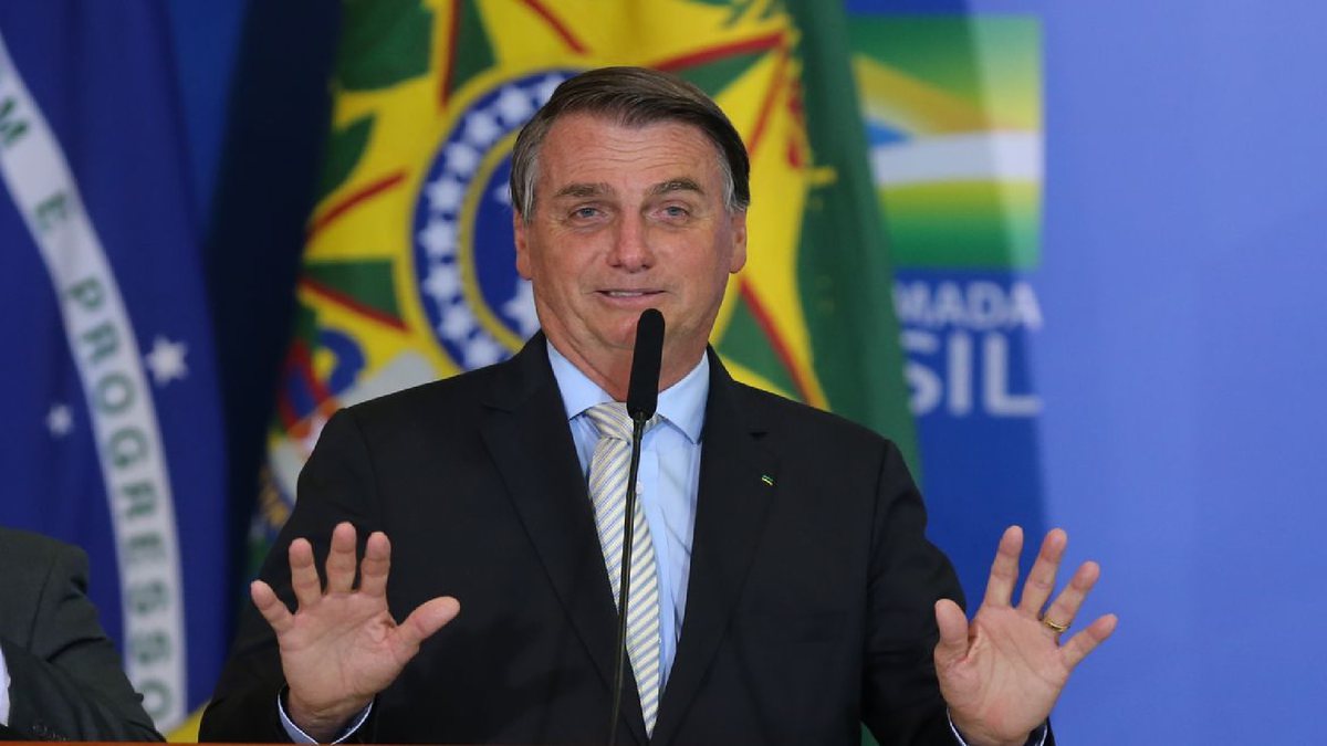 Concurso PRF: Bolsonaro cogita reestruturar carreiras administrativas da PRF e Depen