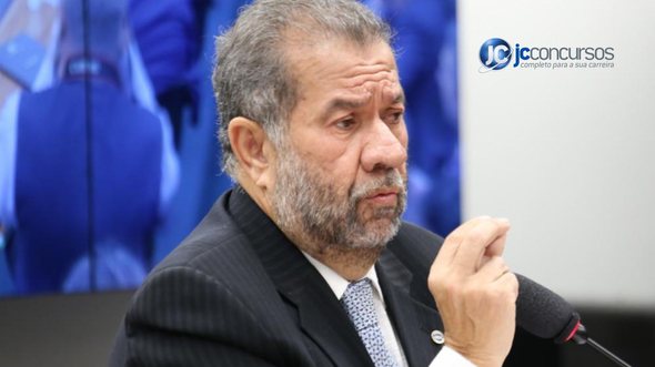 None - Concurso INSS: ministro Carlos Lupi: Crédito Câmara dos Deputados