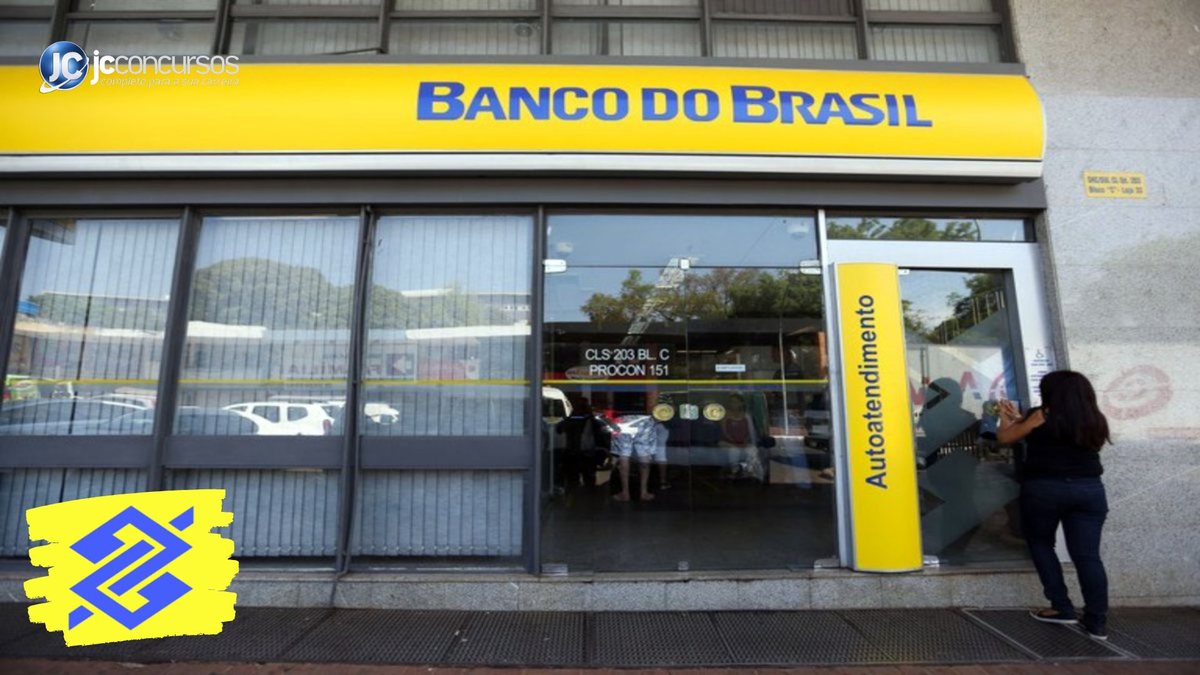 Concurso do Banco do Brasil: mulher é vista entrando em agência do BB