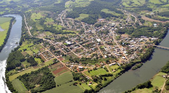 Concurso Câmara de Águas de Chapecó: vista aérea do município - Divulgação