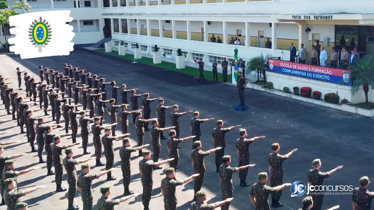 Concurso do Exército: alunos da EsFCEX participam de cerimônia de juramento à Bandeira