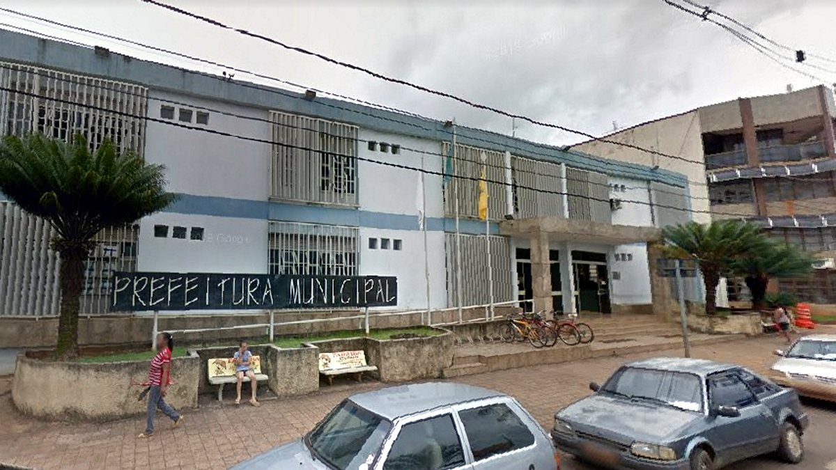 Concurso Prefeitura de Paracatu: fachada do prédio do Executivo