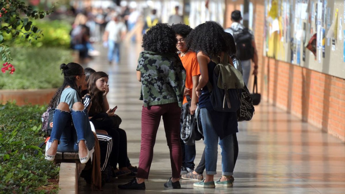 Política das cotas resultou em um aumento de 47% no número de estudantes nas universidades - Agência Brasil