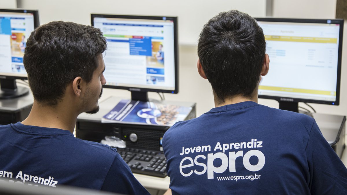Jovem Aprendiz: Espro oferece 32 oportunidades de emprego em Brasília