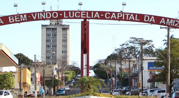 Portal de entrada de Lucélia, no interior paulista - Divulgação