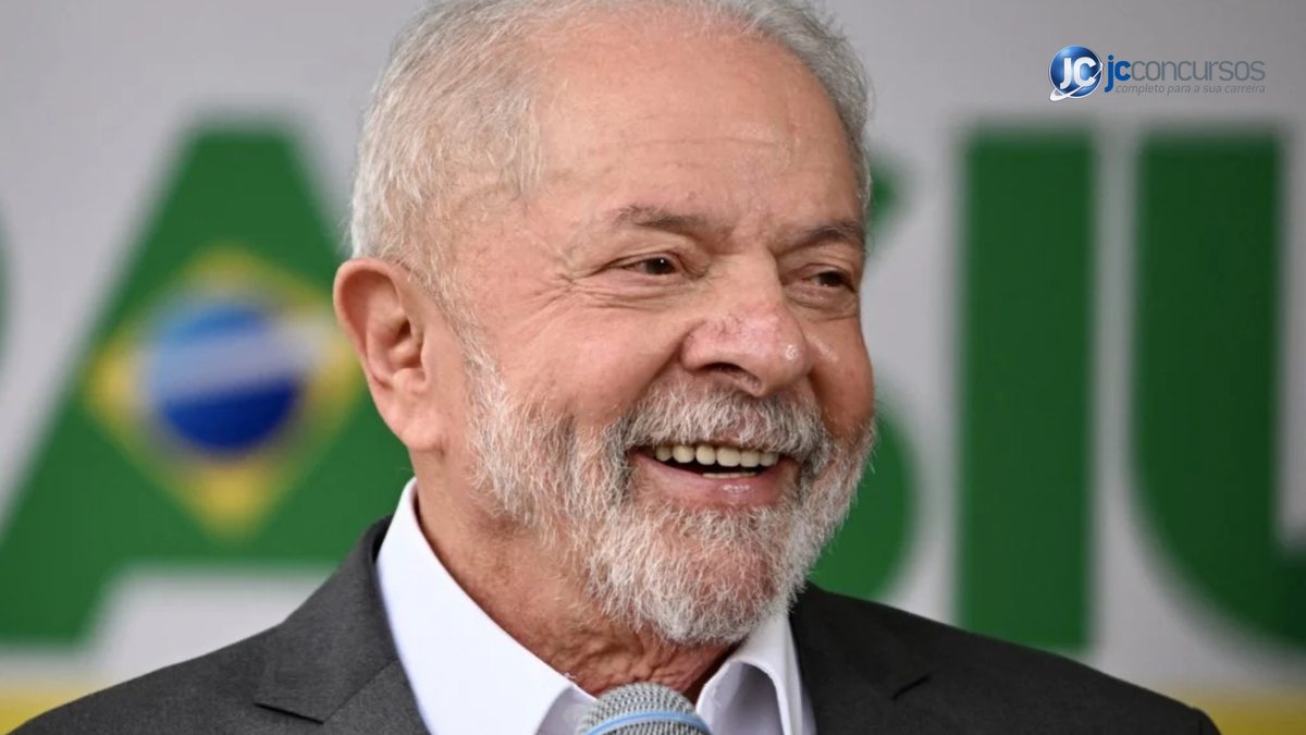Presidente Luiz Inácio Lula da Silva (PT) sorrindo durante fala em evento - Evaristo Sa - AFP