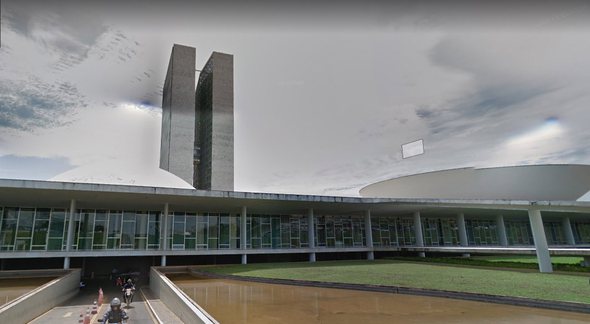 Concurso Senado: sede do planalto federal - Google Maps